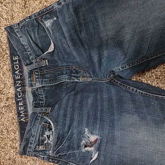American Eagle Bootcut jeans, Distressing - Picture 4 of 7